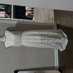 A'gaci lace halter maxi dress in white sz large